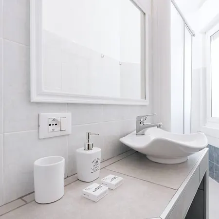 Easylife - Beautiful In Porta Romana شقة