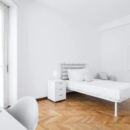 Easylife - Beautiful In Porta Romana * Mailand