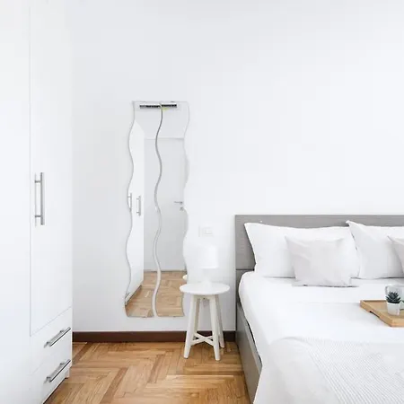Easylife - Beautiful In Porta Romana شقة *