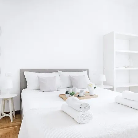 شقة Easylife - Beautiful In Porta Romana